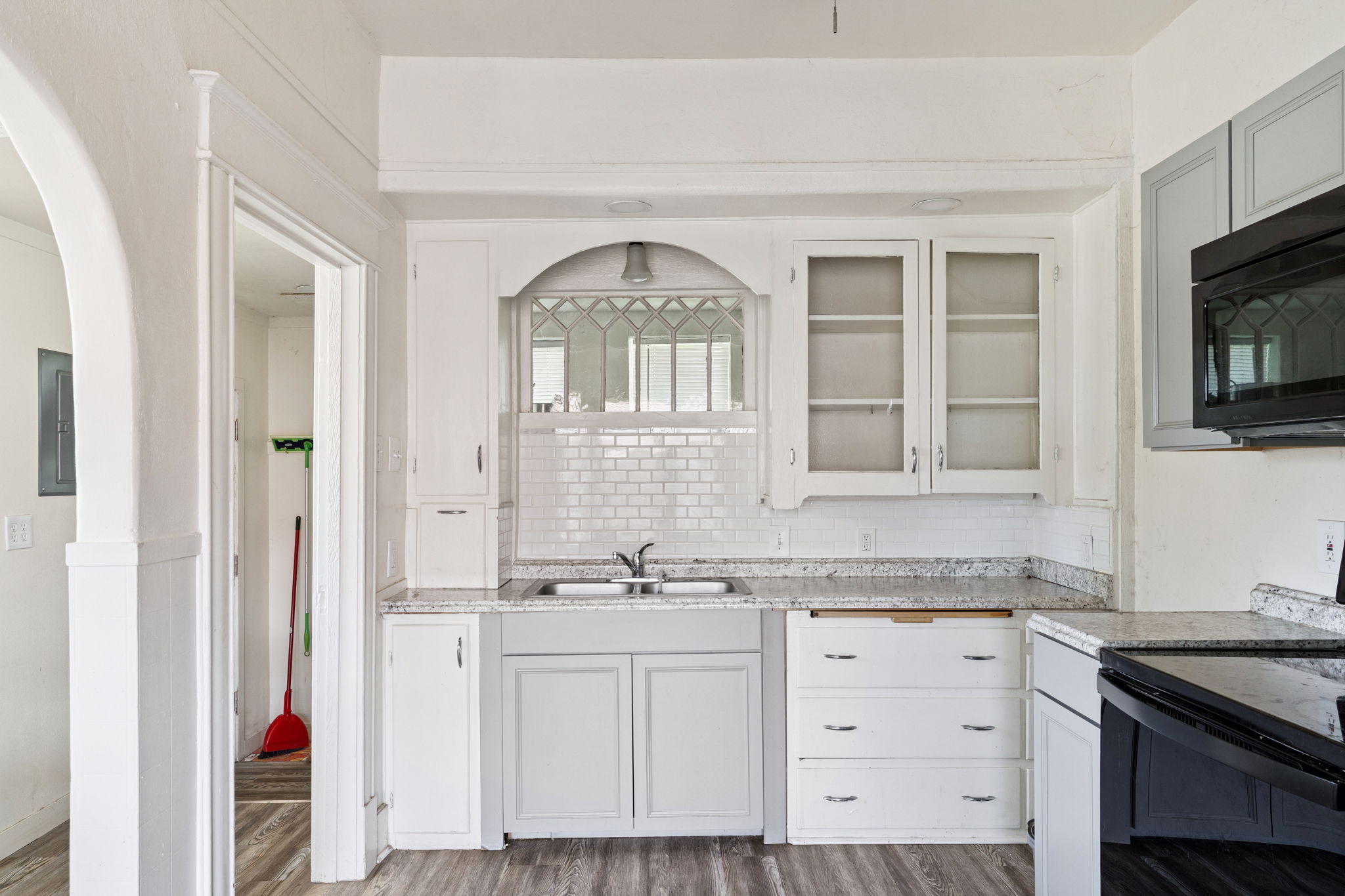 Property thumbnail image
